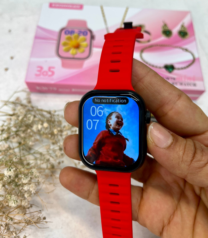 ساعت هوشمندKW79mini سایز۴۶ همراه با ست بدلیجات